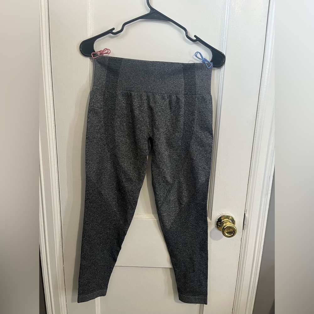SHEIN: Heather Gray Yoga Leggings- Size M